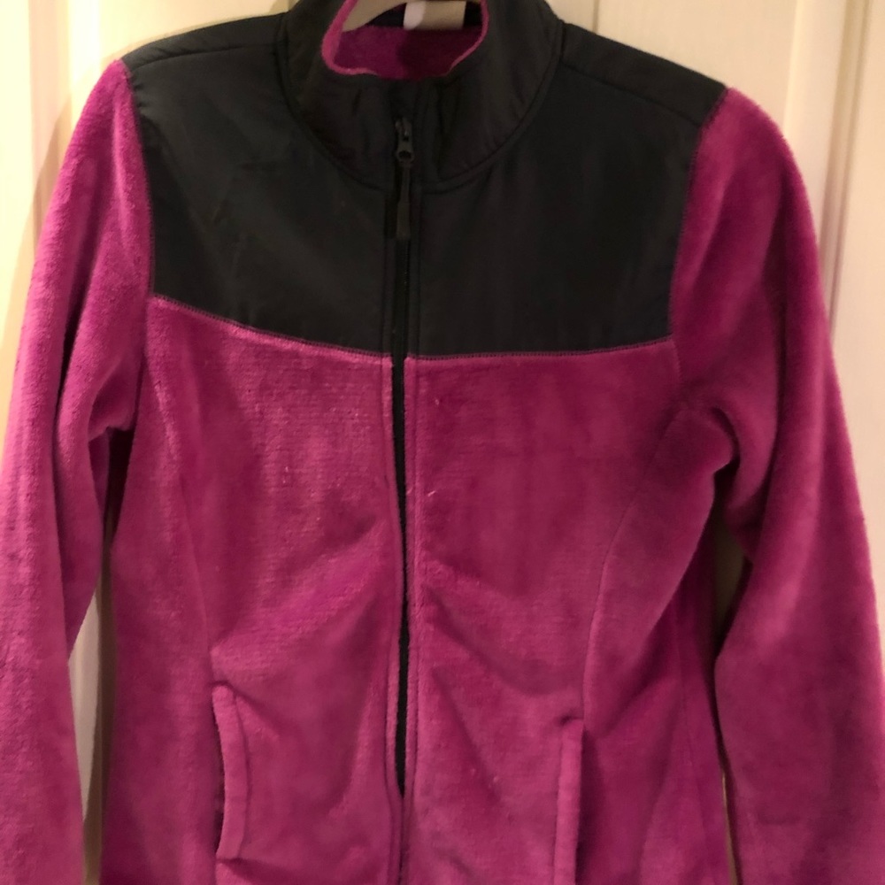 ❄️🏃🏼‍♀️Fleece jacket— hot pink and black🔥